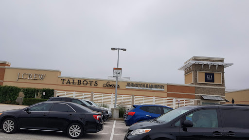Shopping Mall «Taubman Prestige Outlets», reviews and photos, 17057 N Outer 40 Rd, Chesterfield, MO 63005, USA