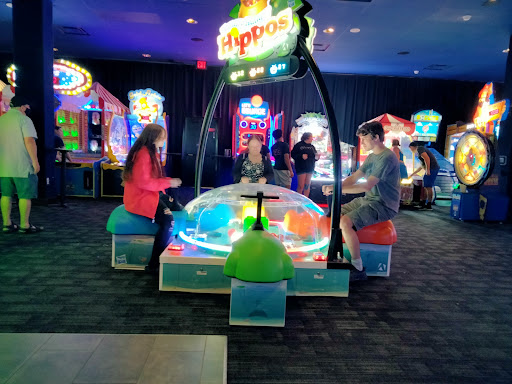 Shopping Mall «Plymouth Meeting Mall», reviews and photos, 500 W Germantown Pike, Plymouth Meeting, PA 19462, USA