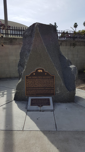 Aztec Bowl Monument, 5600 Canyon Crest Dr, San Diego, CA 92182, United States