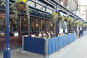 The Sir Henry Segrave - JD Wetherspoon image