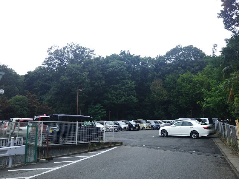 太田市社会教育総合センター 駐車場 (1)