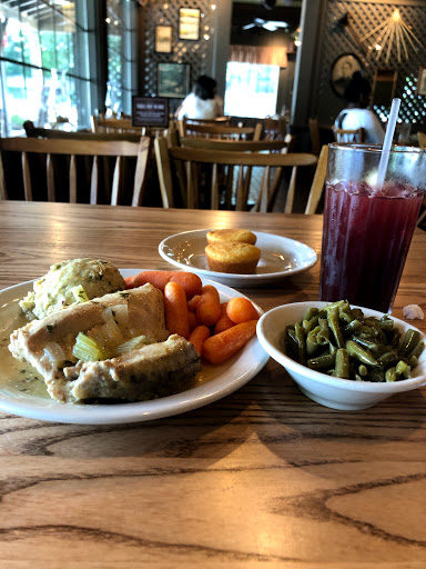 American Restaurant «Cracker Barrel Old Country Store», reviews and photos, Celebration Dr, Suwanee, GA 30024, USA