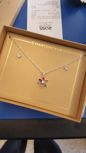 Clothing Store «Ross Dress for Less», reviews and photos, 4607 Century Blvd, Antioch, CA 94509, USA