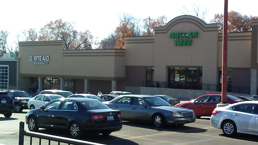 Dollar Store «Dollar Tree», reviews and photos, 406 S 1st St #1, La Grange, KY 40031, USA