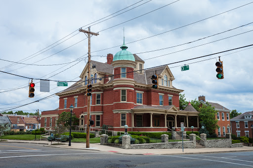 Funeral Home «Webb Noonan Kidd Funeral Home», reviews and photos, 240 Ross Ave, Hamilton, OH 45013, USA