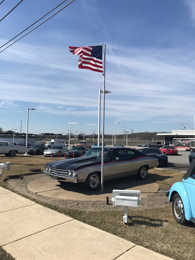 Volkswagen Dealer «Pugi Volkswagen», reviews and photos, 2020 Ogden Ave, Downers Grove, IL 60515, USA