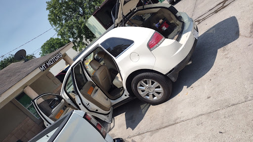 Used Car Dealer «Chalo Auto Sales», reviews and photos, 2038 E Houston St, San Antonio, TX 78202, USA