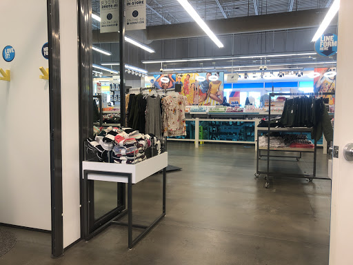 Clothing Store «Old Navy», reviews and photos, 1700 Norman Dr, Valdosta, GA 31601, USA