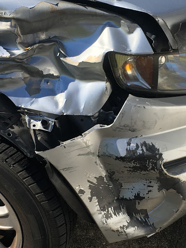 Auto Body Shop «East Colonial Auto Body & Pnt», reviews and photos, 10430 E Colonial Dr, Orlando, FL 32817, USA