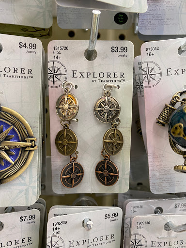 Craft Store «Hobby Lobby», reviews and photos, 290 Hawthorn Village Commons, Vernon Hills, IL 60061, USA