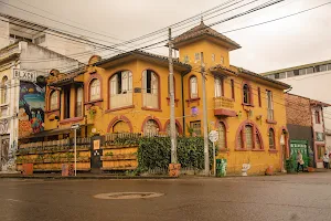 Hostal C.Q. Lourdes image