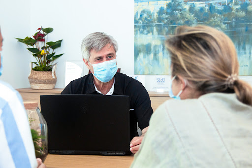 Clínica Dental Badajoz - Ortodoncia Encinas en Badajoz, Badajoz
