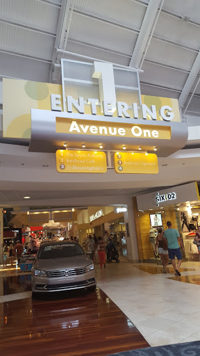 Shopping Mall «Sawgrass Mills», reviews and photos, 12801 W Sunrise Blvd, Sunrise, FL 33323, USA