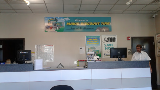 Tire Shop «Mavis Discount Tire», reviews and photos, 27 Morristown Rd, Bernardsville, NJ 07924, USA