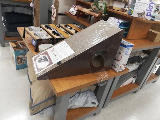 Shopping Mall «Fashion Center Paramus», reviews and photos, 747 NJ-17, Paramus, NJ 07652, USA