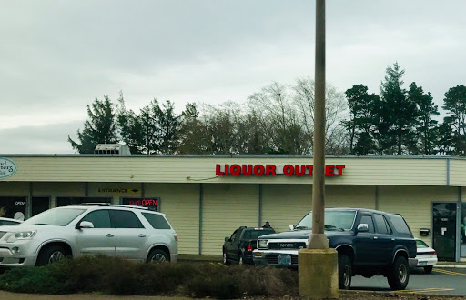 Liquor Outlet, 2409 US-101, Lincoln City, OR 97367, USA, 