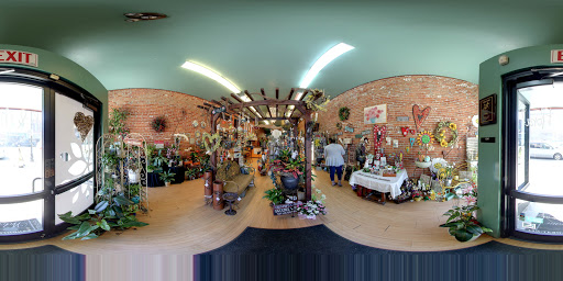 Florist «K & M Floral & Interior Plant Designs», reviews and photos, 537 Main St, Woodland, CA 95695, USA