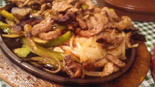 American Restaurant «Flanagans Restaurant», reviews and photos, 3201 Buckley Rd, North Chicago, IL 60064, USA