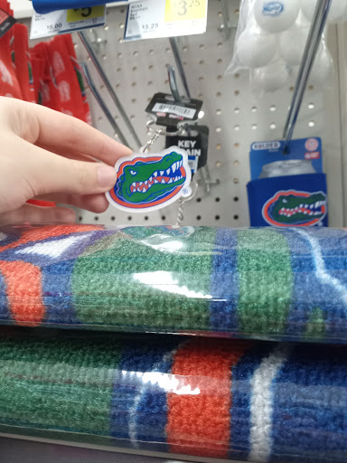 Shopping Mall «Village Square Shopping Center», reviews and photos, 2800 Recker Hwy, Winter Haven, FL 33880, USA