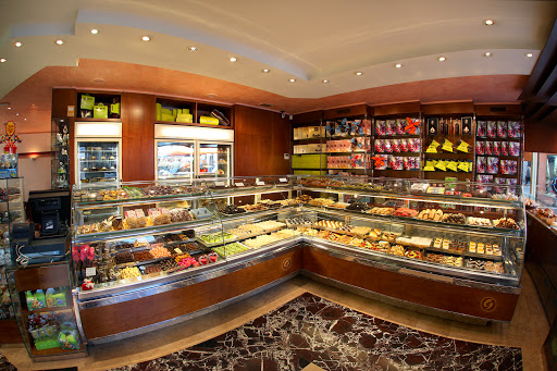 Heladería , Pastelería y Cafetería Güerri en Barbastro, Huesca