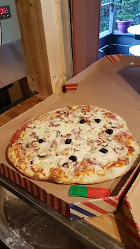Pizza du Pizzas à emporter Le cabanon à Saint-Paul-lez-Durance - n°13