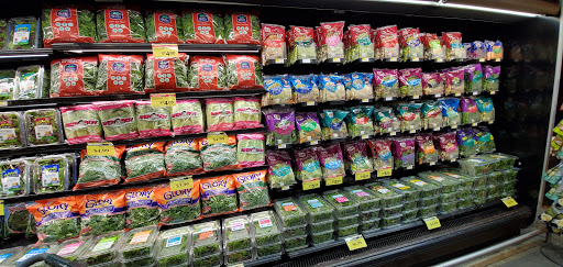 Supermarket «Manhattan Avenue Food Bazaar Supermarket», reviews and photos, 21 Manhattan Ave, Brooklyn, NY 11206, USA