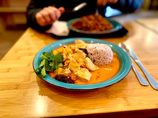 Red Curry House