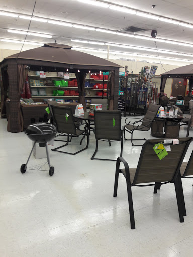 Discount Store «Big Lots», reviews and photos, 1427 S Collins St, Plant City, FL 33563, USA