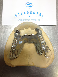 Etxedental - Prótesis Dental Morlans Pasealekua, nº39-bajo, 20009 Donostia-San Sebastian, Gipuzkoa, España