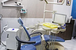 Madhavan's Dental Care image