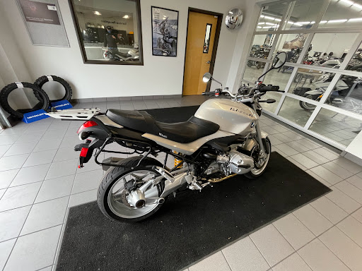 BMW Motorcycle Dealer «BMW Motorcycles of Western Oregon», reviews and photos, 12010 SW Garden Pl, Portland, OR 97223, USA