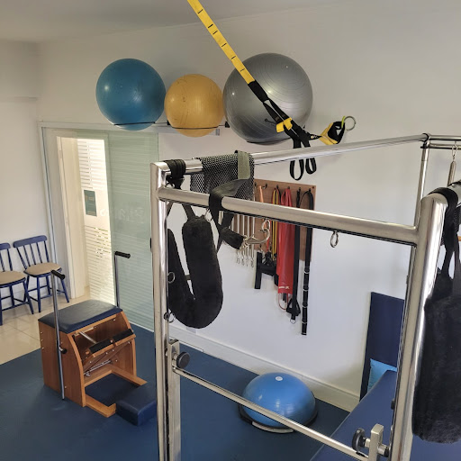 Logo da empresa - Fluidez Pilates Studio