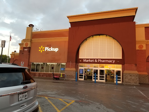 Department Store «Walmart Supercenter», reviews and photos, 915 E Randol Mill Rd, Arlington, TX 76011, USA