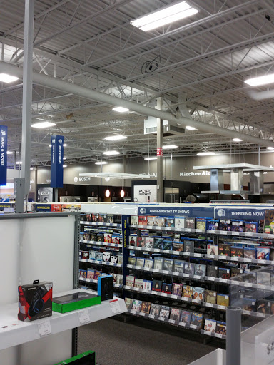 Electronics Store «Best Buy», reviews and photos, 19555 W Bluemound Rd, Brookfield, WI 53045, USA