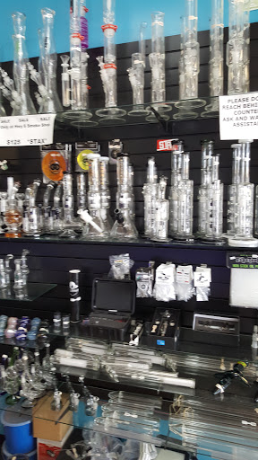 Tobacco Shop «HWY 6 SMOKE SHOP», reviews and photos, 6810 S Texas 6, Houston, TX 77083, USA