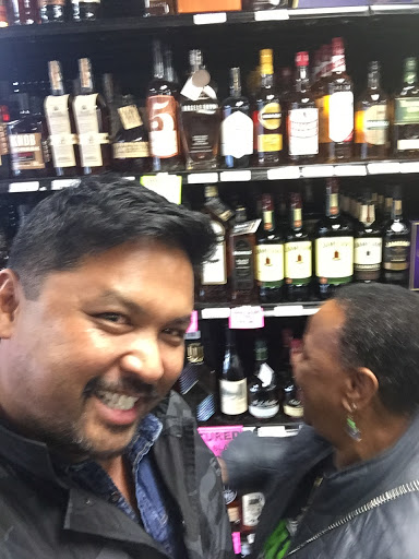 Liquor Store «Eastport Liquor Store», reviews and photos, 4229 SE 82nd Ave #1, Portland, OR 97266, USA