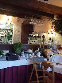 Atmosphère du Restaurant La Vieille Auberge à Cassis - n°3