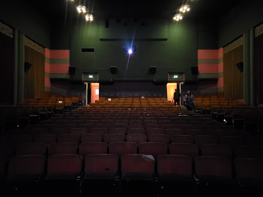 Movie Theater «Cameo Theatre», reviews and photos, 304 E 1st St, Newberg, OR 97132, USA