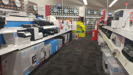 Office Supply Store «Staples», reviews and photos, 13013 Seminole Blvd, Largo, FL 33778, USA