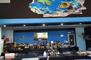 La Pecera Bar image
