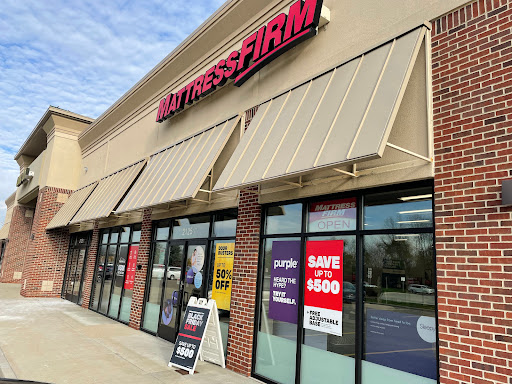 Mattress Firm Bloomfield Town Square image 1