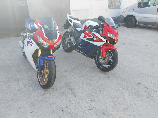 Photo 1 - GARAGE DRIEUX