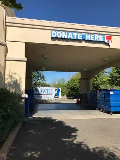 Thrift Store «Goodwill», reviews and photos, 390 Plaza Dr, Folsom, CA 95630, USA