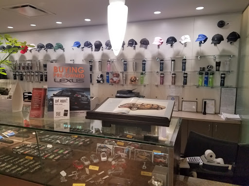 Lexus Dealer «Woodfield Lexus», reviews and photos, 350 E Golf Rd, Schaumburg, IL 60173, USA