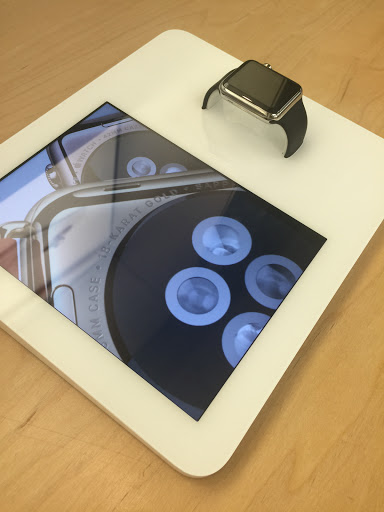 Apple South Coast Plaza image