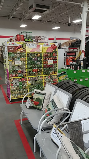 Home Improvement Store «Tractor Supply Co.», reviews and photos, 6945 US Hwy 98 N, Lakeland, FL 33809, USA