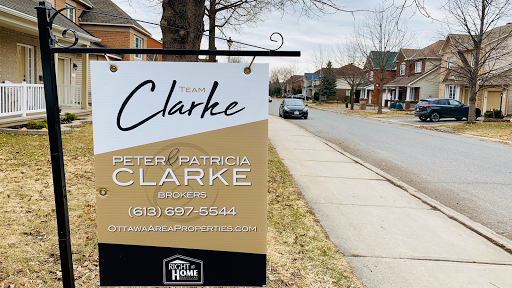 Patricia and Peter Clarke. Ottawa Real Estate Brokers. Right At Home Realty Inc. (Brokerage).