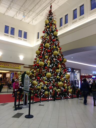 Shopping Mall «Kennedy Mall», reviews and photos, 555 John F Kennedy Rd, Dubuque, IA 52002, USA