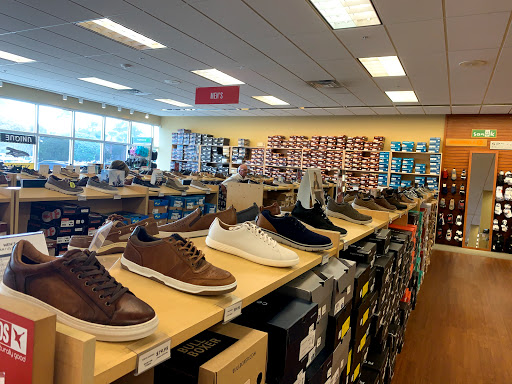 Shoe Store «Peltz Shoes - Bradenton Store», reviews and photos, 5275 University Pkwy, University Park, FL 34201, USA