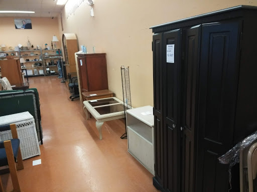 Thrift Store «Goodwill Palm City Store & Donation Center», reviews and photos, 3078 SW Martin Downs Blvd, Palm City, FL 34990, USA